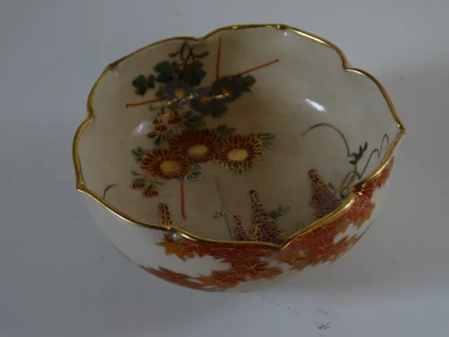 ANTIQUE DOKI satsuma bowl with scalloped edges gold gilded hand painted 3.5 dia.