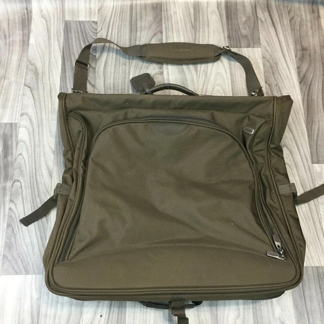 Dakota by Tumi Nylon Bifold 23" Garment Bag Olive Ballistic