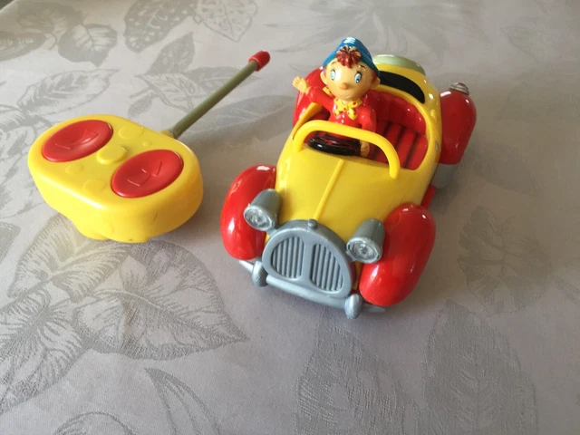 voiture télécommandée oui oui