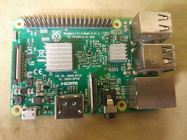 Raspberry Pi 3, Model B V 1.2 Raspberry Pi 2015 good used cond. Raspberry Pi 3, Model B V 1.2 Raspberry Pi 2015 good used cond.