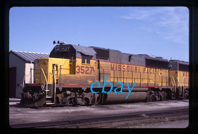 Orig Slide Missouri Pacific MoPac MP #3527 GP50 1985 Union Pacific yellow