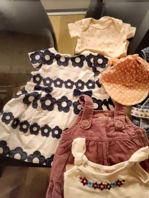 Set vestiti bambina 3-6 mesi