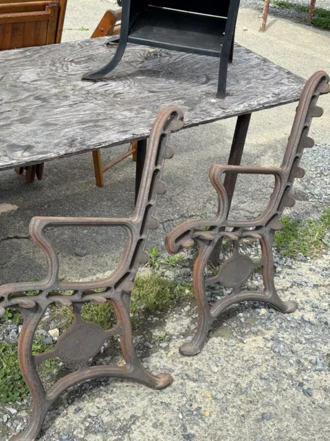 Vintage Solid Heavy Cast Iron Park Bench Ends With A Logo Vermont Iron