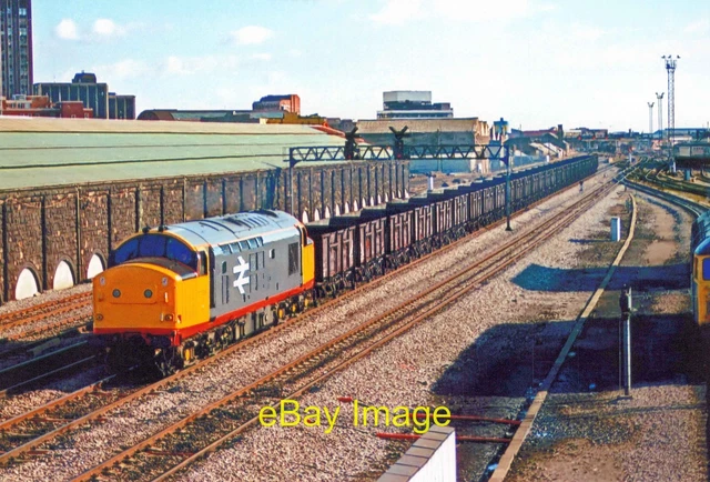 PHOTO RAILWAY 6X4 Class 37 37308 Coal Train at Cardiff Central c1988 £2 ...