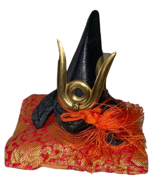 Mini Kabuto Samurai Helmet Ornaments Nobunaga OdaTakaoka Made in Japan