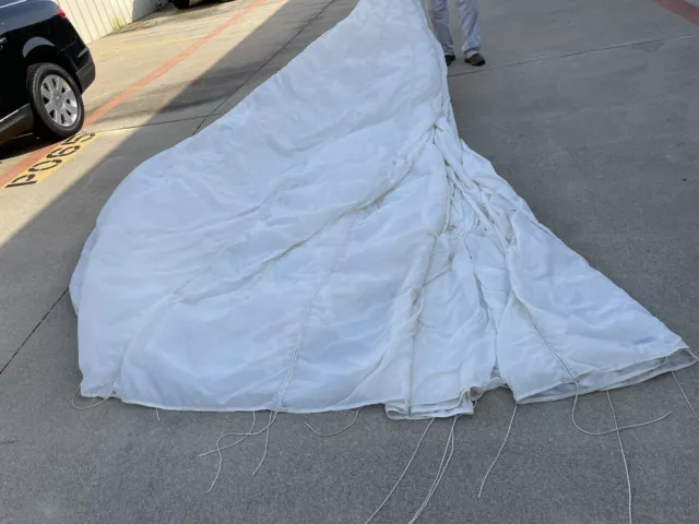 Frech Military  28 ft White Round Parachute/Photo Shoot,Car/ Cover,Canopy,Deco.