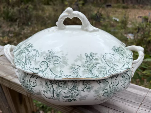 ROCOCO Large SOUP TUREEN/COVERED GRAVY JOHN MADDOCK & SONS ROYAL VITREOUS