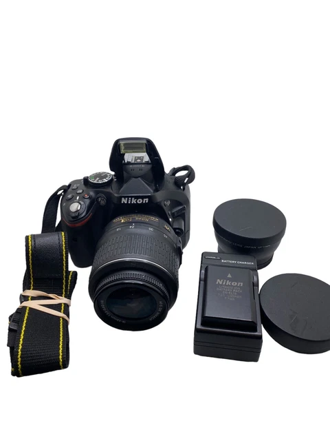 Nikon D5200 24.1MP Digital Camera w/ AF-S DX 18-55mm VR Lens, Case Charger Works