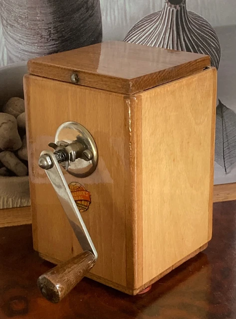 *LEINBROCK´S IDEAL - Nr. 1220* Alte, antike Kaffeemühle, 2. Hälfte 20. Jhd. !