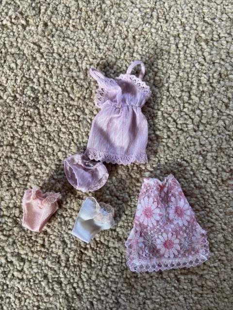https://www.picclickimg.com/afkAAOSwzJZflWpj/Vintage-Barbie-Underwear-Nightie-teddy-Pants-knickers-Underskirt-lilac.webp