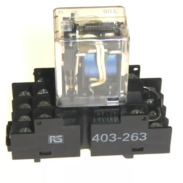 RS 344-489 5 Amp 24V AC 55mA 14 pin Miniature Relay and 403-263 Base Din Rail 2