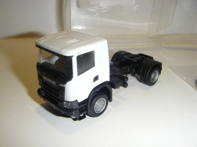 Modellino Herpa Scania CG 17 4x4 SZM Bianco 309769 &ndash; Scala 1:87