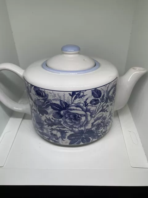 Vtg Stoneware White Blue Floral Teapot  Made in Thailand  6" H