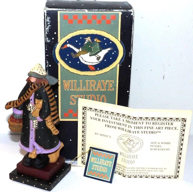 Williraye Studio G Folk Art Figurine CRAZY CAT LADY FIGURINE WW2301 1997