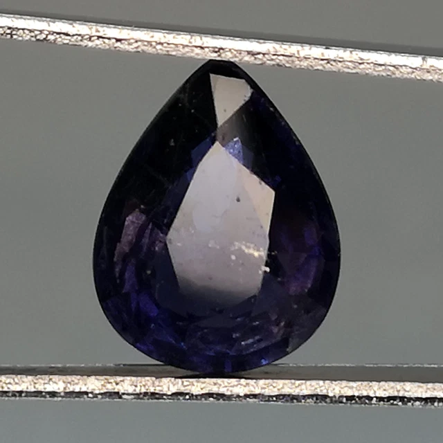 CORDIERITE naturelle de MADAGASCAR - Poire 1.52 Carat
