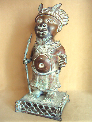 VINTAGE BRONZE EDO BENIN WARRIOR OBA KING African Carving Statue LARGE!!