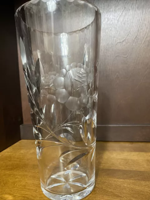 Beautiful Tall Crystal Vase Etched With Flowers 9.5” 2