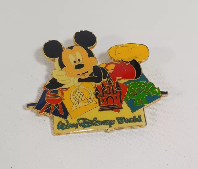 Walt Disney World Attractions WDW 2000 Mickey Mouse Trading Pin