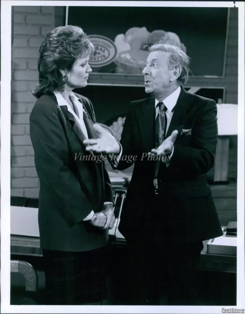 1986 Barbara Rhodes Jack Klugman On Episode Of You Again? Television Photo 7X9