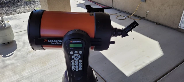 Celestron NexStar 8 SE Schmidt-Cassegrain Computerized Telescope 