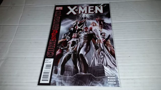 X-Men # 1 (2010, Marvel, Vol 3) 1st Print Curse of the Mutants