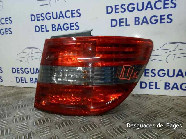 1 Feu arrière droit Mercedes Viano W639 Vito W639 - Pièces Autos 2607 1 Feu arrière droit Mercedes Viano W639 Vito W639 - Pièces Autos 2607