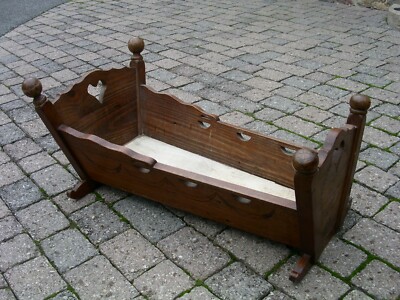 Ancien Petit Lit A Bascule Berceau Regional Bois Massif Cheville Bebe Ou Deco Eur 80 00 Picclick Fr