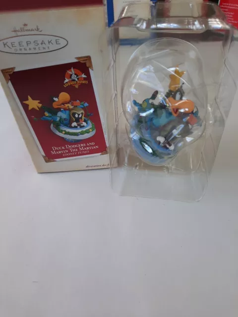 Hallmark Ornament Duck Dodgers and Marvin the Martian 2005!