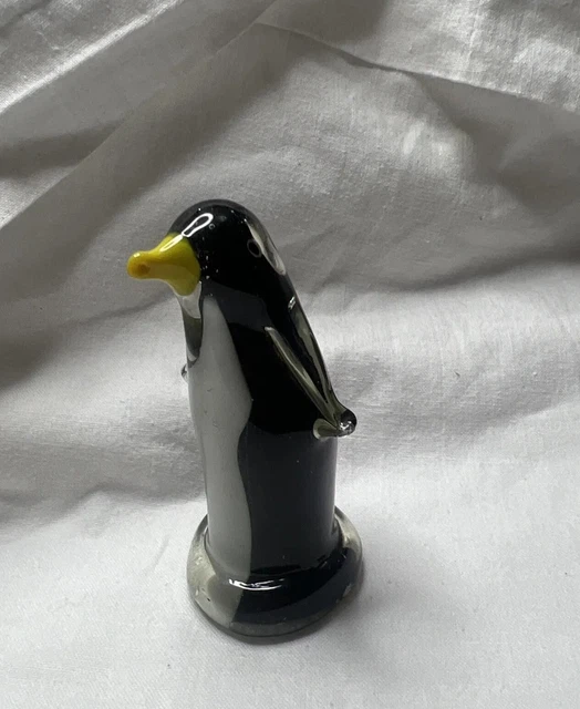 Coppia Di Sculture Originali Di Pinguini In Vetro Di Murano, Bianco E Nero, Italia In Vendita Su Italia
