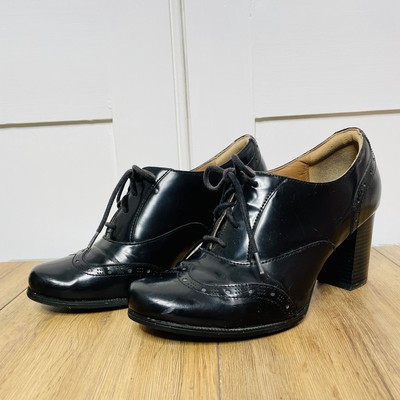 SCARPA BIANCA E nera brogues tacco 