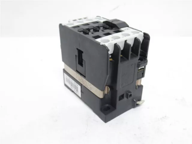 237348 Old-Stock; AEG 910-302-663-25-24 Contactor; 30A; 600VAC; 3P; Coil: 24V