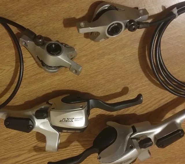 Shimano Leviers de vitesses Ultegra Di2 ST-R8170 | Primeau Vélo