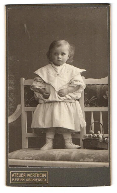 Fotografie Atelier Wertheim, Berlin, Oranienstr., Portrait niedliches kleines M