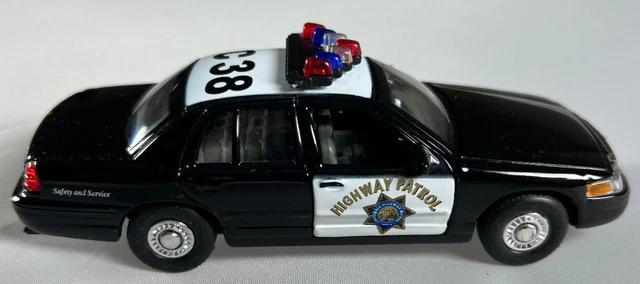 WELLY 1999 FORD Crown Victoria Police Car 1:34 Scale No Box New EUR 12
