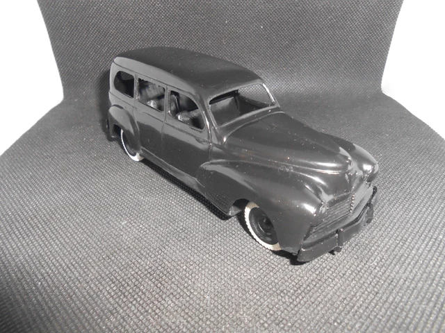 COFALU METAL 1/32 - Peugeot 404 Porte Vélos Tour de France Peugeot France EUR 15,00 - FR
