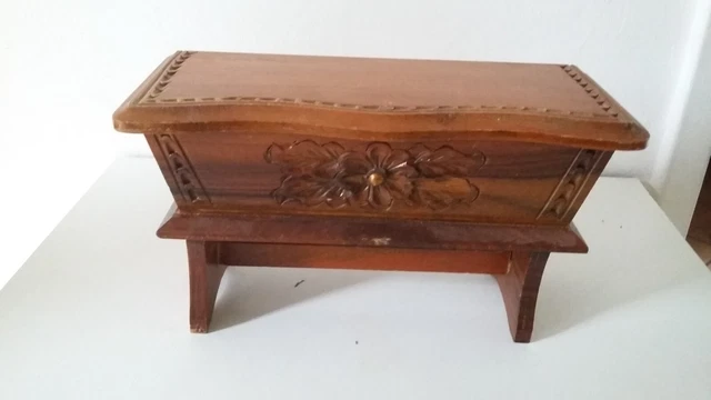 Ancienne Boîte à Bijoux Coffre En Bois Avec Clé - Vintage Magnifique - Occasion