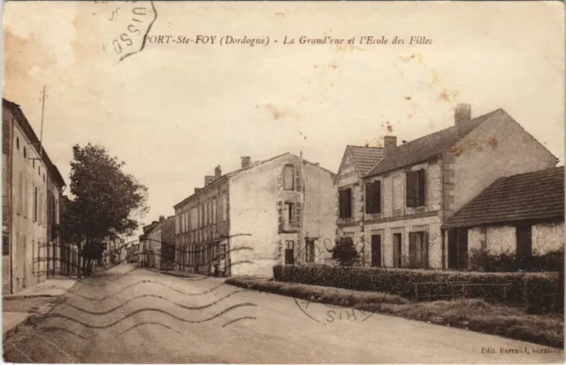 CPA Port-Sainte-Foy - La Grand'rue et l'Ecole des Filles (1081314)