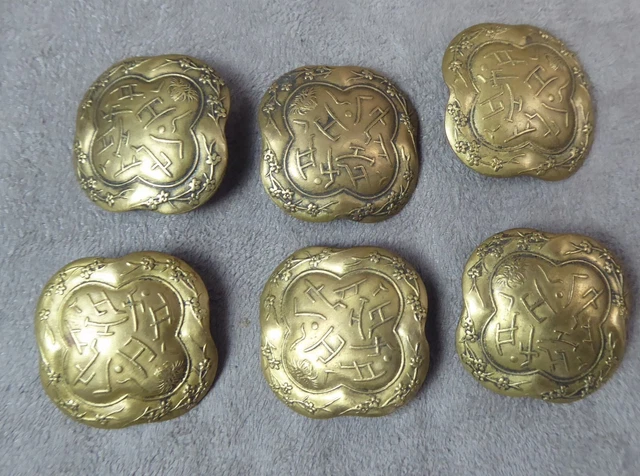 LOT DE BOUTONS anciens en plombs EUR 5,00 - PicClick FR