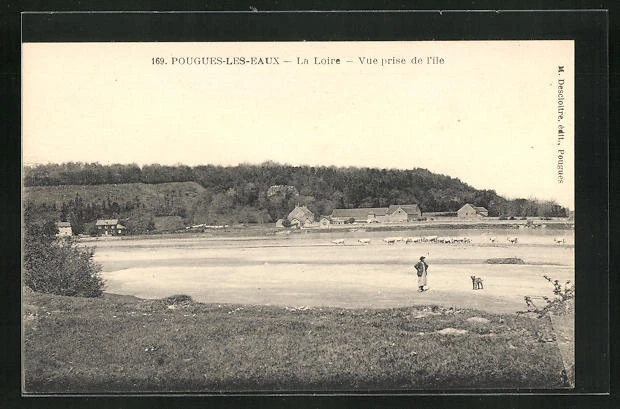 CPA Pougues-les-Eaux, La Loire, Vue prise de l´Ile