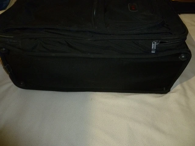 Black Tumi 26" Wheeled Upright Suitcase Garment Bag Large Ballistic Nylon Travel 3