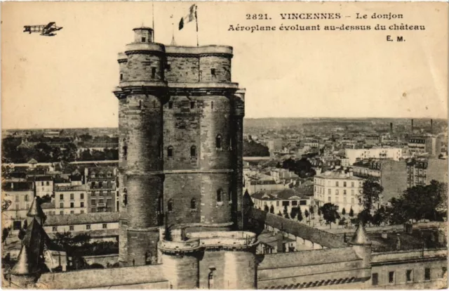 CPA Vincennes Le Donjon (1347201)