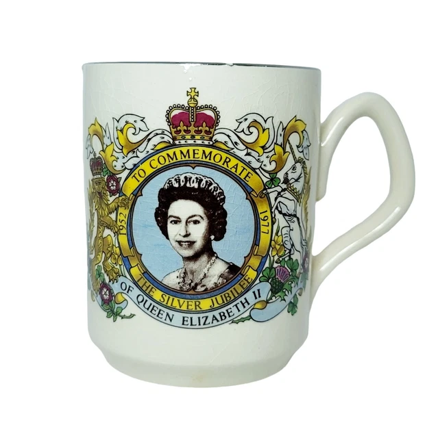 VINTAGE QUEEN ELIZABETH II Silver Jubilee 19521977 Porcelain Coffee