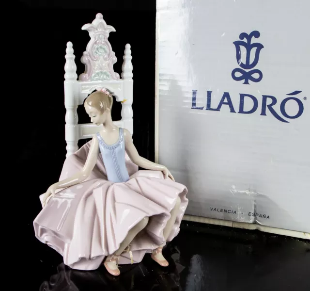 Lladro -After The Show- 1998-2000 Girl Ballerina Dancer Figure Model 6484, Boxed