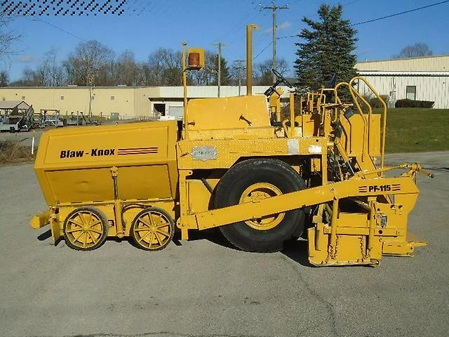 1981 Blaw-Knox Pf115 Wheel Asphalt Paver
