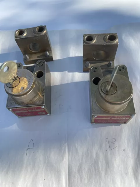 Superior S105810Y interlock with key 1 Each Used Great Condition.
