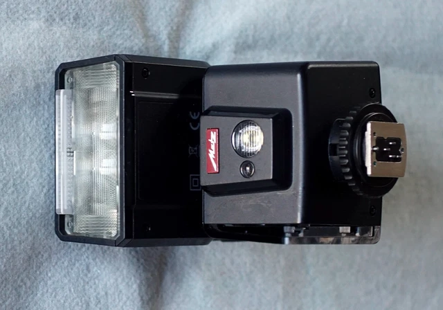 Metz flash M400 for part