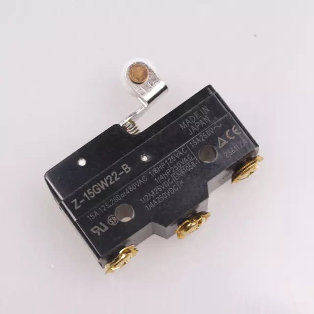 Z-15GW22-B Roller Lever SPDT Micro Limit Switch AC 125V 250V 480V 15A