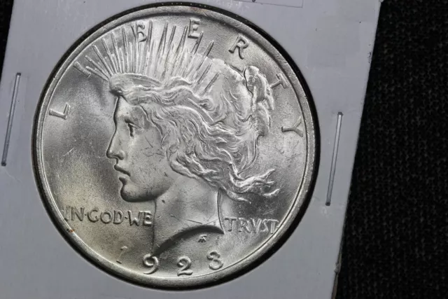 1923 Peace Dollar BU 2WZC