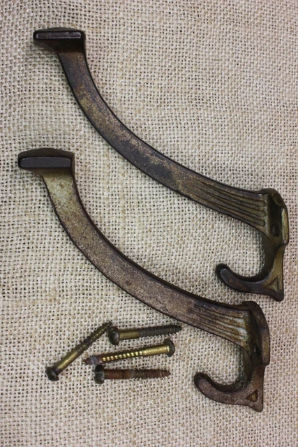 2 Coat Hooks Mission House Bath Robe Old Vintage Clothes Tree Rustic Iron