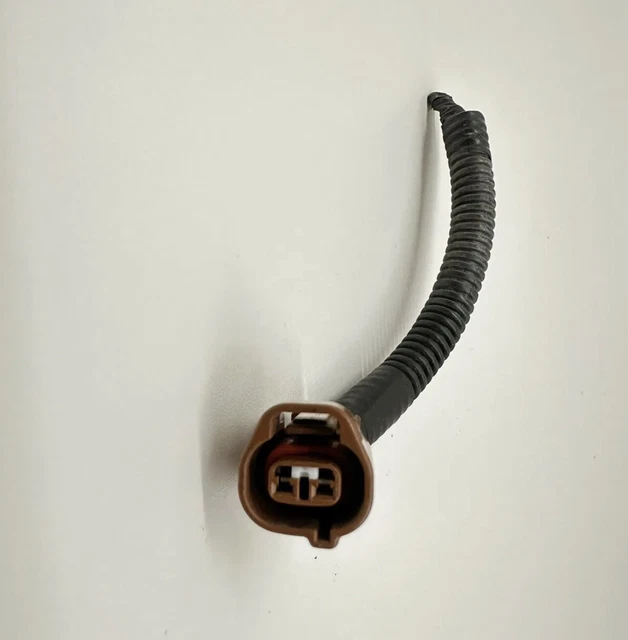 TOYOTA CONNECTOR 11149 vacuum switching Valve VSV Solenoid Assy OEM 7.